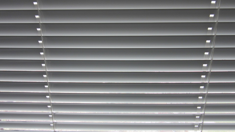 Four Reasons to Choose Venetian Blinds For Your Home